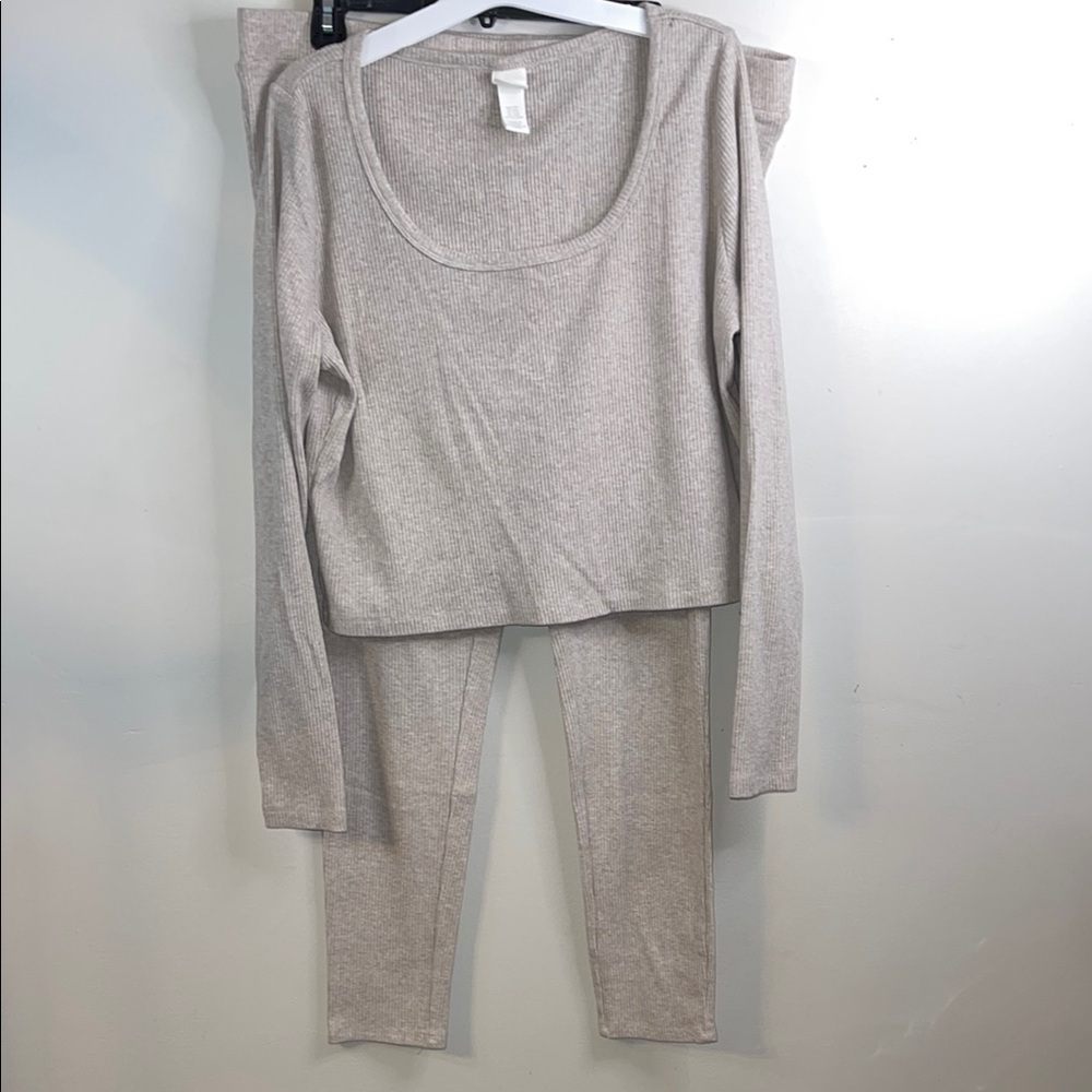 H&M Women's Ribbed Knit Lounge Set Light Gray XXL